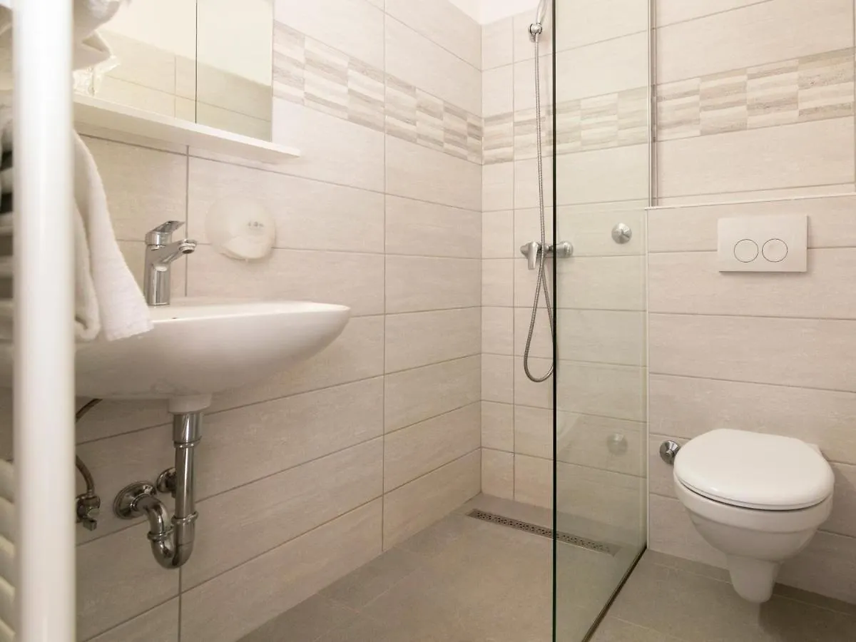 Boarding House Lucija Hotel Kostrena Inn